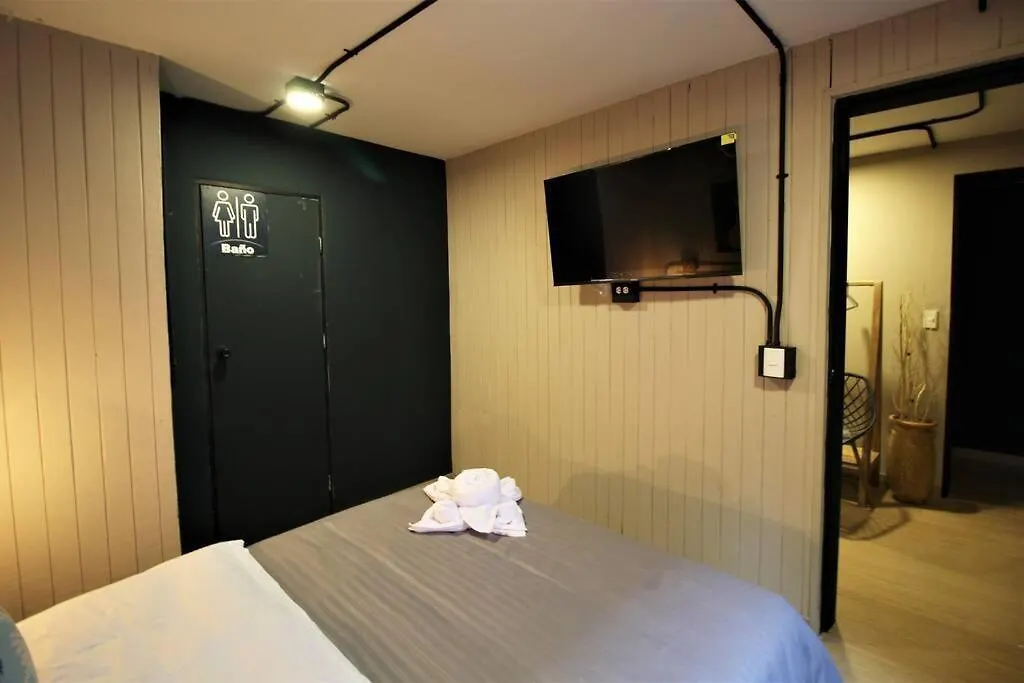 Apartment Apartamento Que Permite Mascota En Medellin One105 By Roots Rentals Colombia